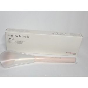RARE BEAUTY SOFT PINCH BRUSH BLUSH BOXED